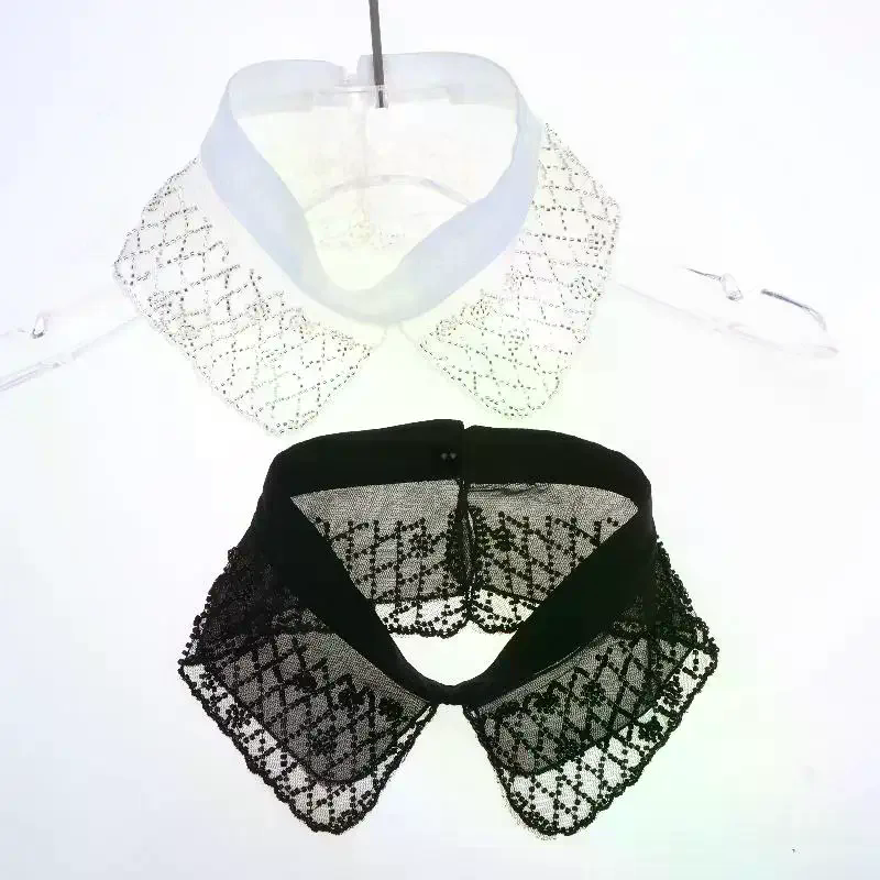 Women'S Formal Wear Accessories - Damska półkoszulka z odpinanym koronkowym kołnierzykiem,