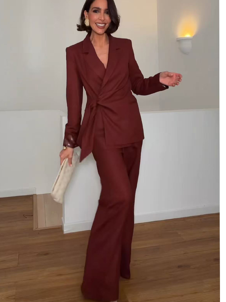 Women'S Formal Wear Jackets - Elegancki damski garnitur biurowy: marynarka, spodnie,