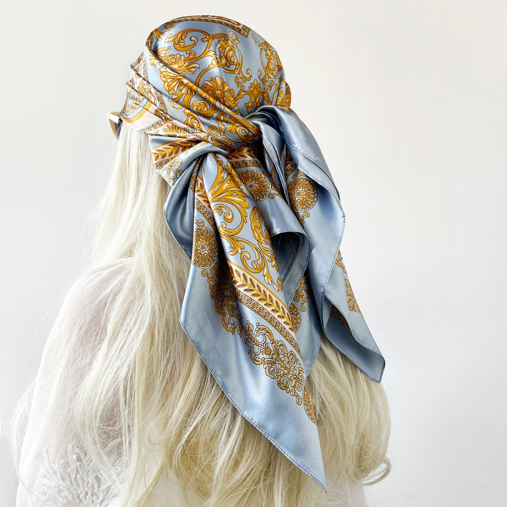 Jedwabna chusta satynowa kwadr – Scarf Silk Neck recenzja i cena