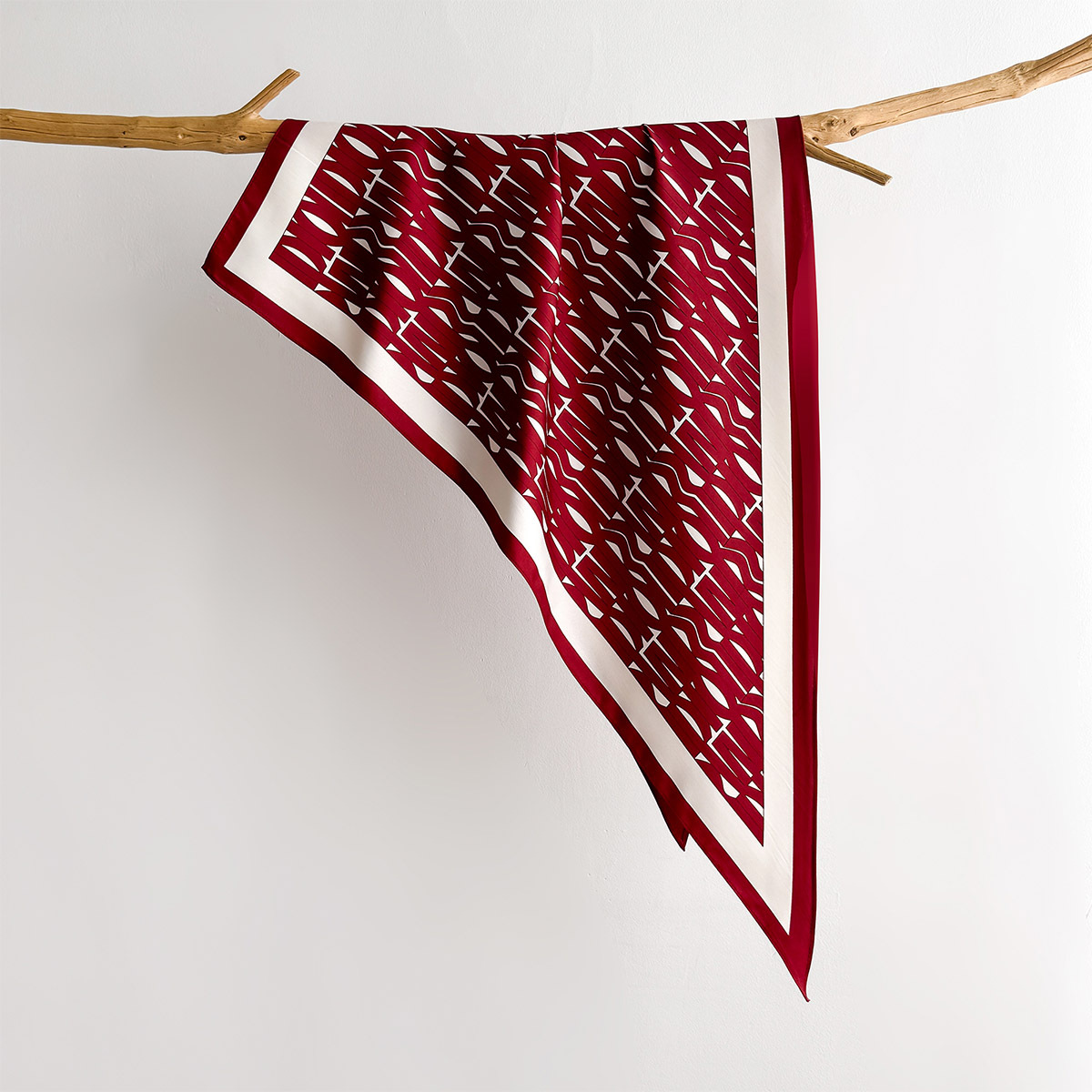Wiosenna kwadratowa chusta z n – Scarf Silk Neck recenzja i cena